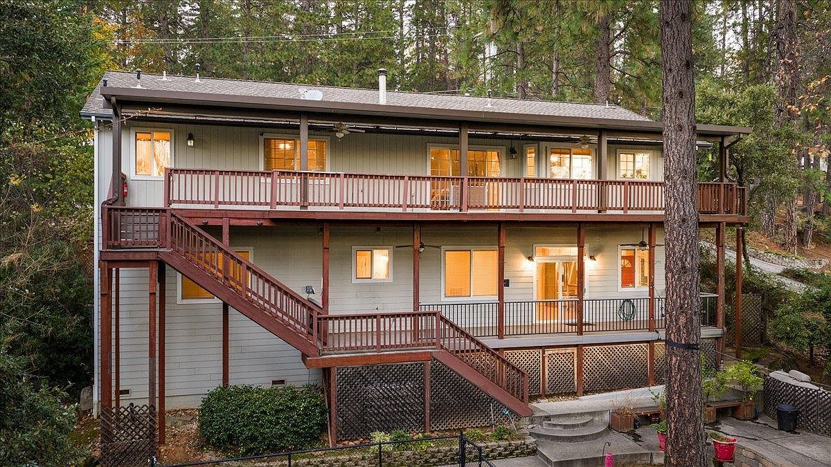 17117 Lawrence Way Grass Valley, CA 95949 - Thumbnail 3