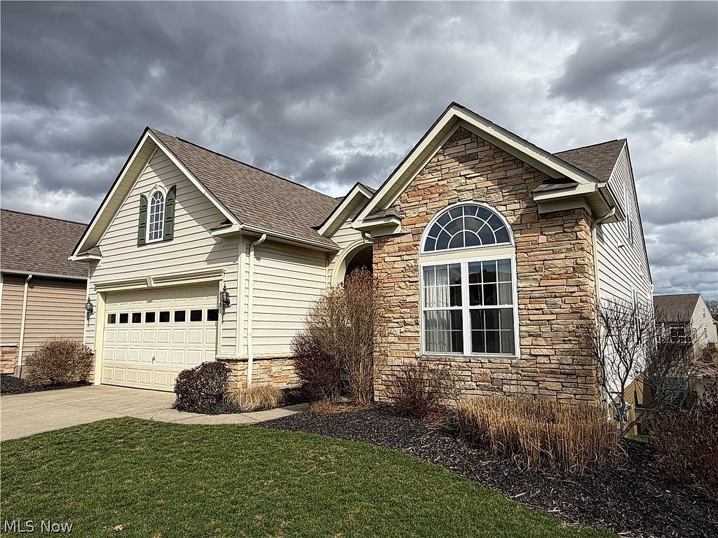 895 Highridge Ln Kent, OH 44240 - Thumbnail 3