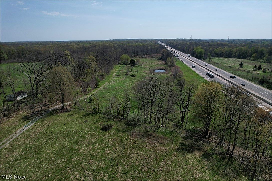 9200 Horn Rd Windham, OH 44288 - Thumbnail 3