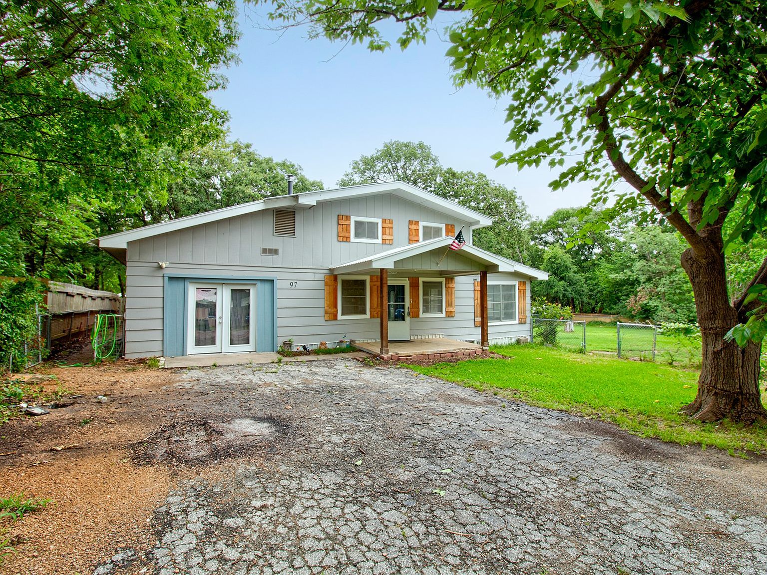 97 Oak Trail Dr Gordonville, TX 76245 - Thumbnail 3