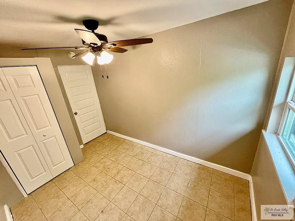 2615 E 32nd St Brownsville, TX 78521 - Thumbnail 3