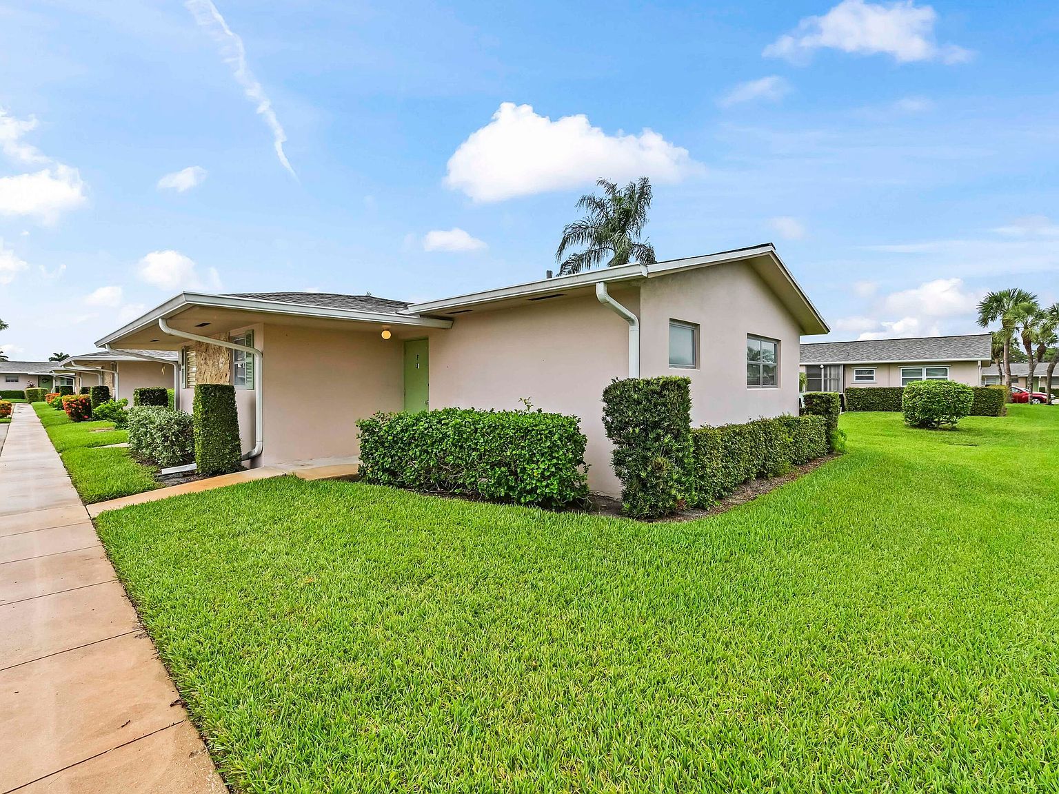 2664 Dudley Dr E APT F West Palm Beach, FL 33415 - Thumbnail 3