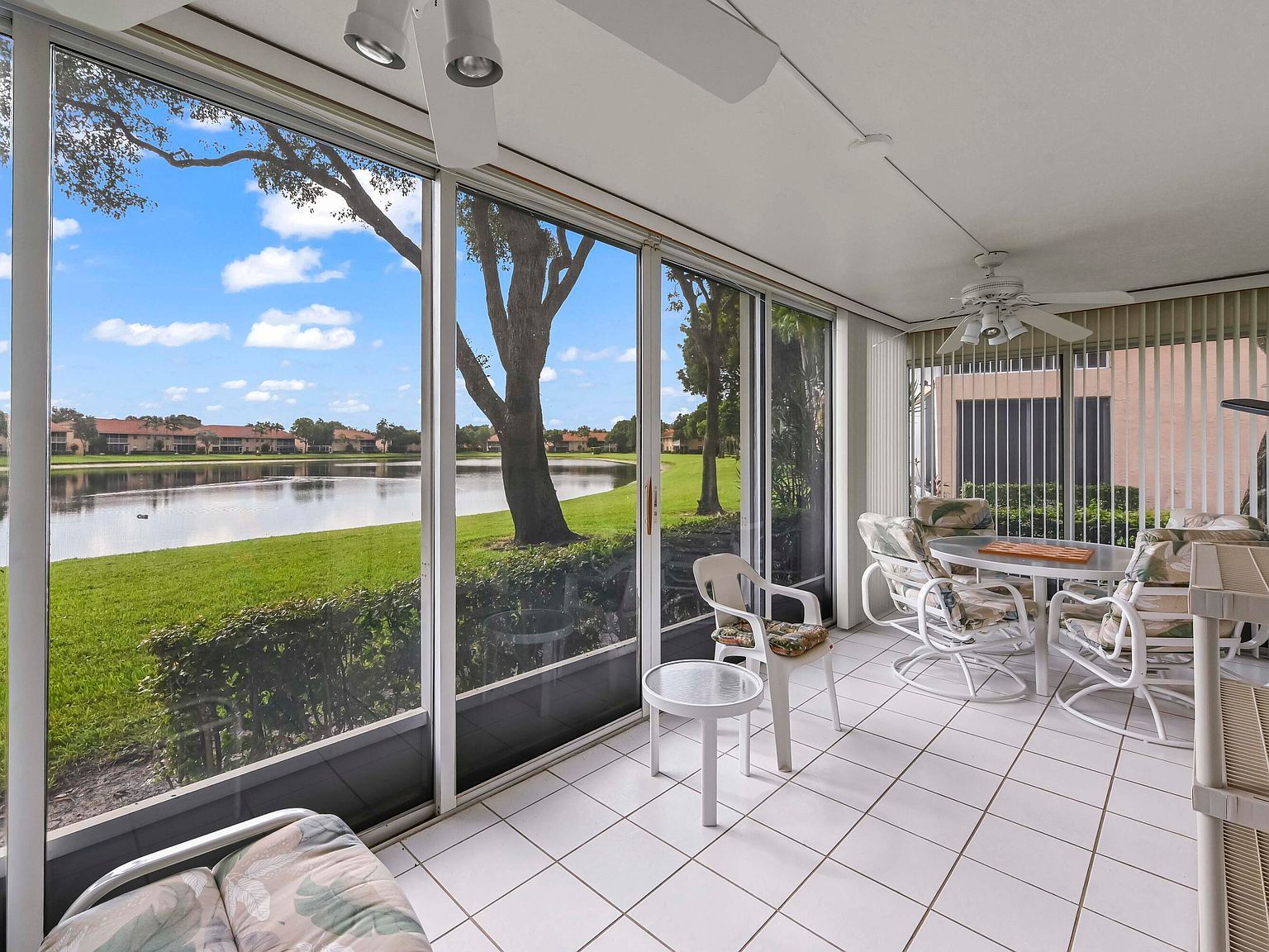 9975 Seacrest Cir APT 102 Boynton Beach, FL 33437 - Thumbnail 3