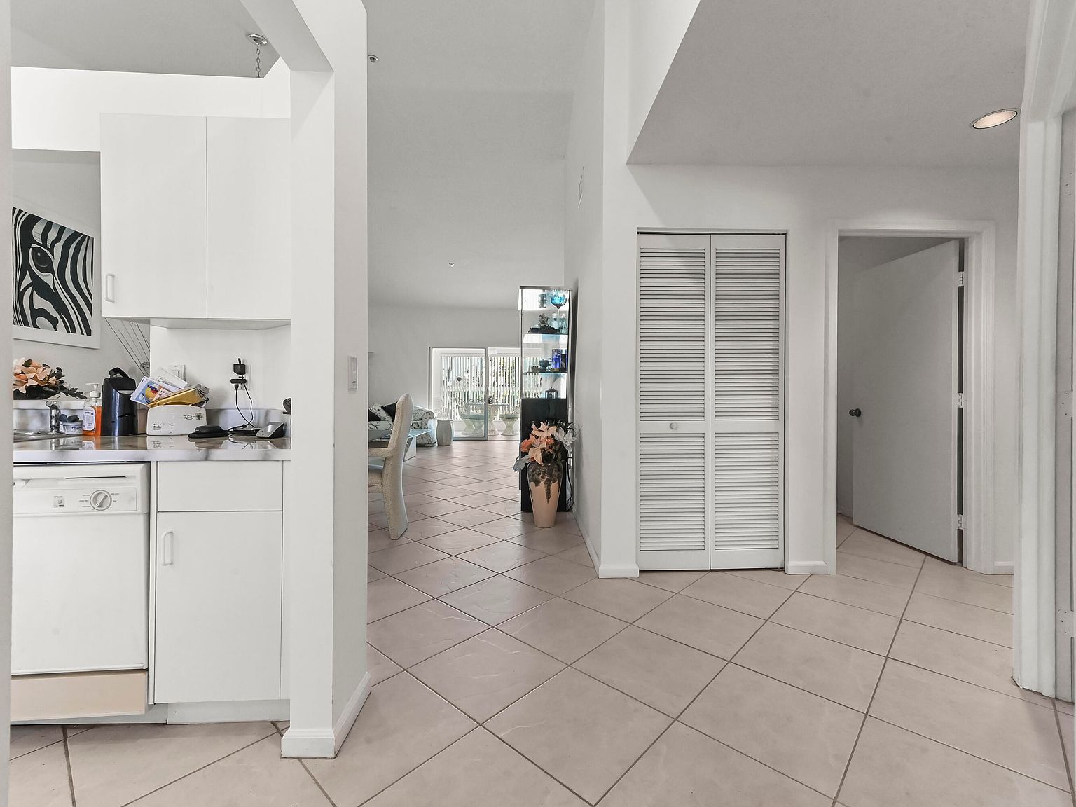 5952 Regal Glen Dr APT 207 Boynton Beach, FL 33437 - Thumbnail 3