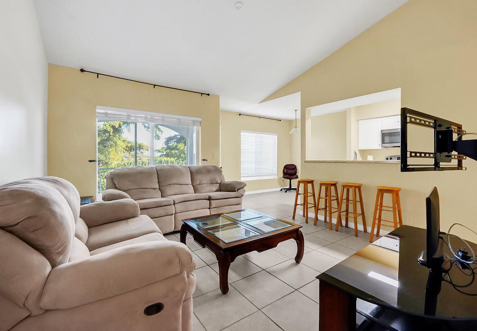 815 W Boynton Beach Blvd APT 8205 Boynton Beach, FL 33426 - Thumbnail 3