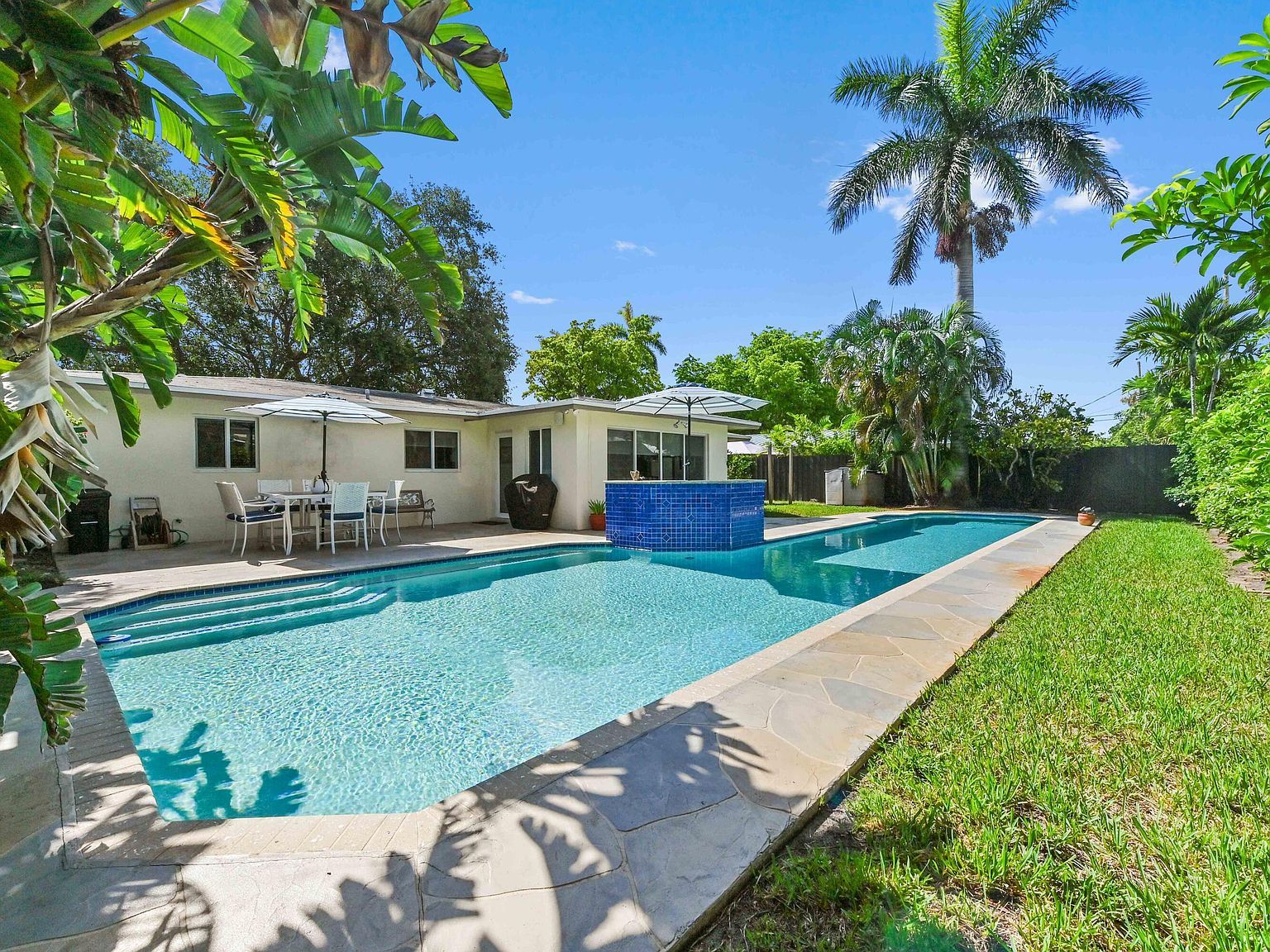 4311 NE 16th Ave Oakland Park, FL 33334 - Thumbnail 3