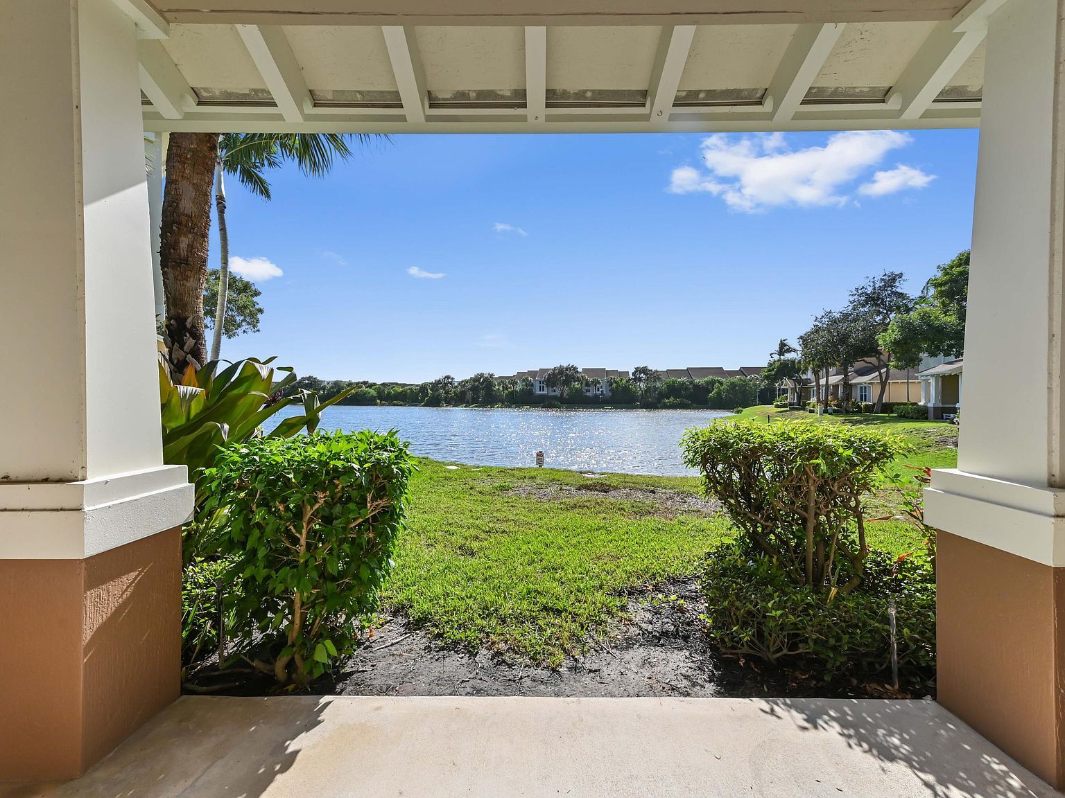 991 Marina Del Ray Ln UNIT 1 West Palm Beach, FL 33401 - Thumbnail 3