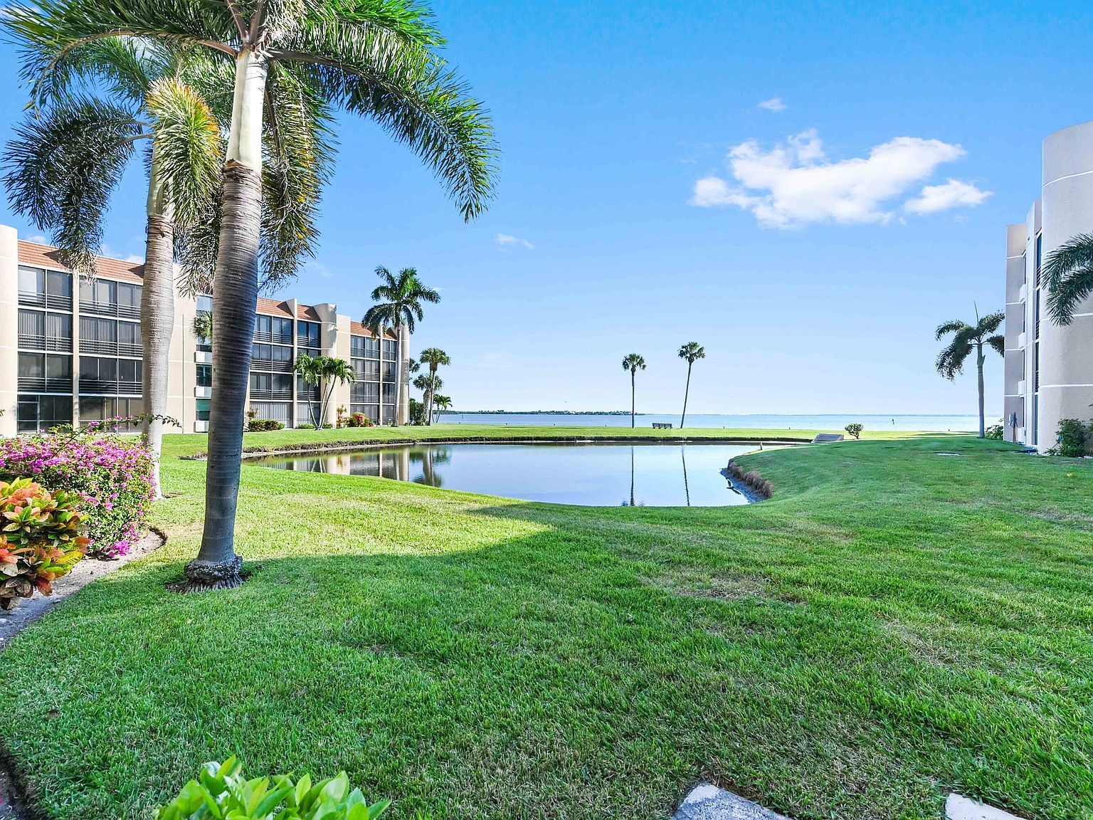 3392 NE Causeway Blvd APT 103 Jensen Beach, FL 34957 - Thumbnail 3