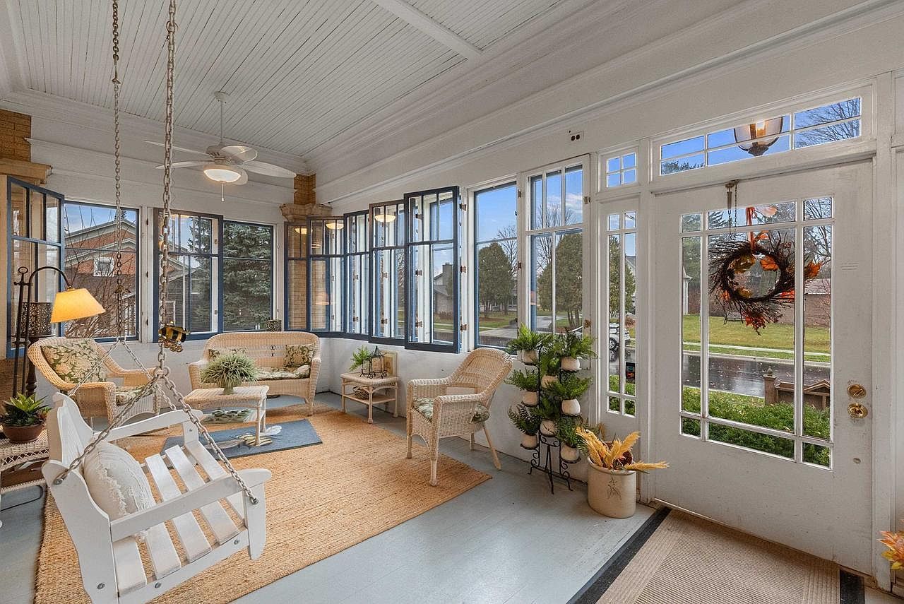 611 E Walnut St Horicon, WI 53032 - Thumbnail 3