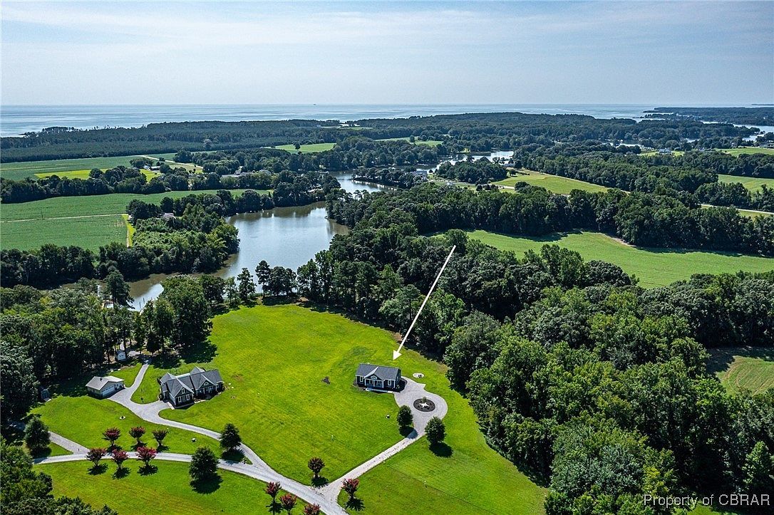 82 Minglewood Ln Kilmarnock, VA 22482 - Thumbnail 3