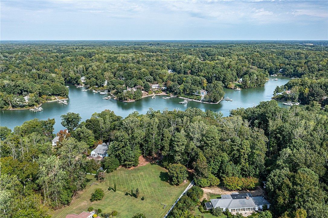 2 York Rd Irvington, VA 22480 - Thumbnail 3