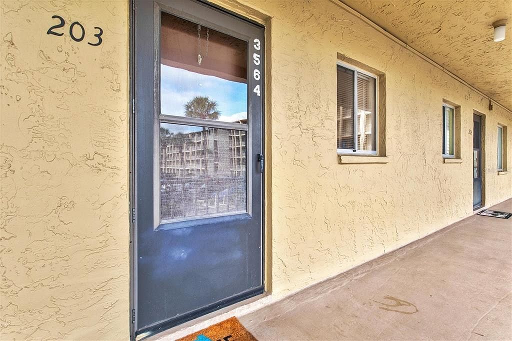 3564 Lake Bayshore Dr #203 Bradenton, FL 34205 - Thumbnail 3