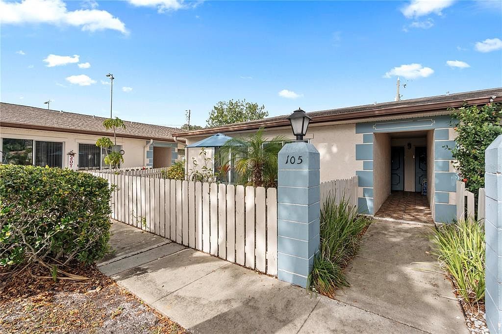 1318 Moreland Dr UNIT 105 Clearwater, FL 33764 - Thumbnail 3