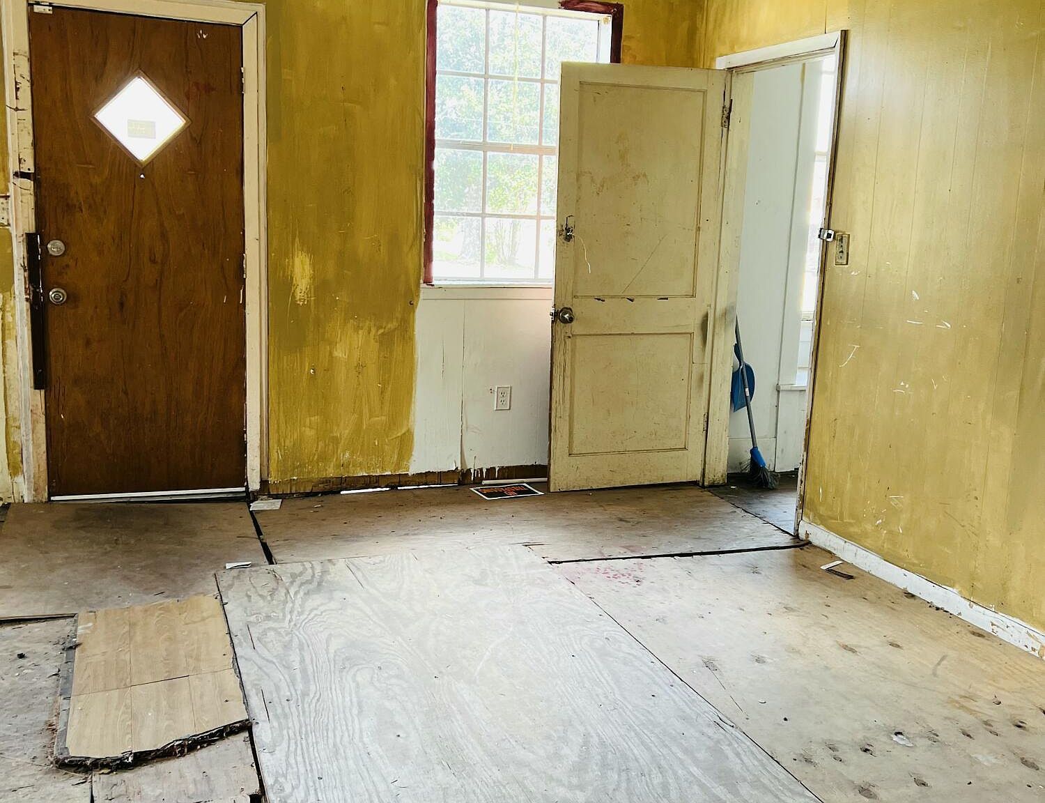 311 N Wells St Kosciusko, MS 39090 - Thumbnail 3