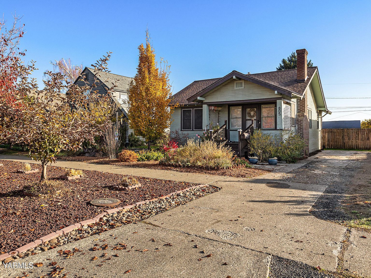 805 S 9th Ave Yakima, WA 98902 - Thumbnail 3