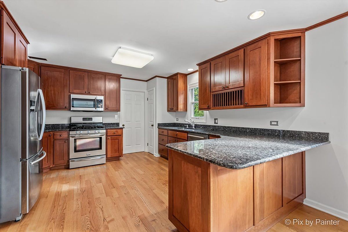 135 Rue Touraine Deer Park, IL 60010 - Thumbnail 3