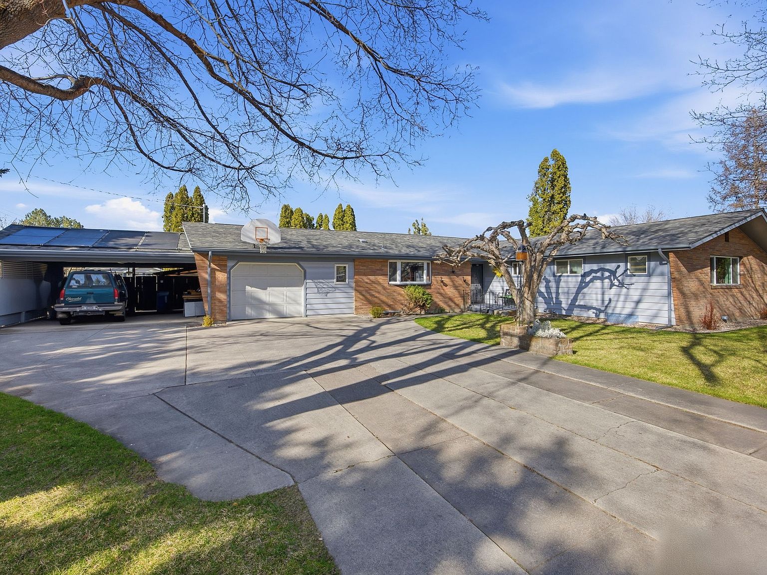 1624 39th St Missoula, MT 59803 - Thumbnail 3