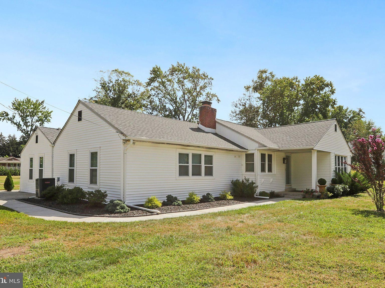 601 S Church St Mount Laurel, NJ 08054 - Thumbnail 3