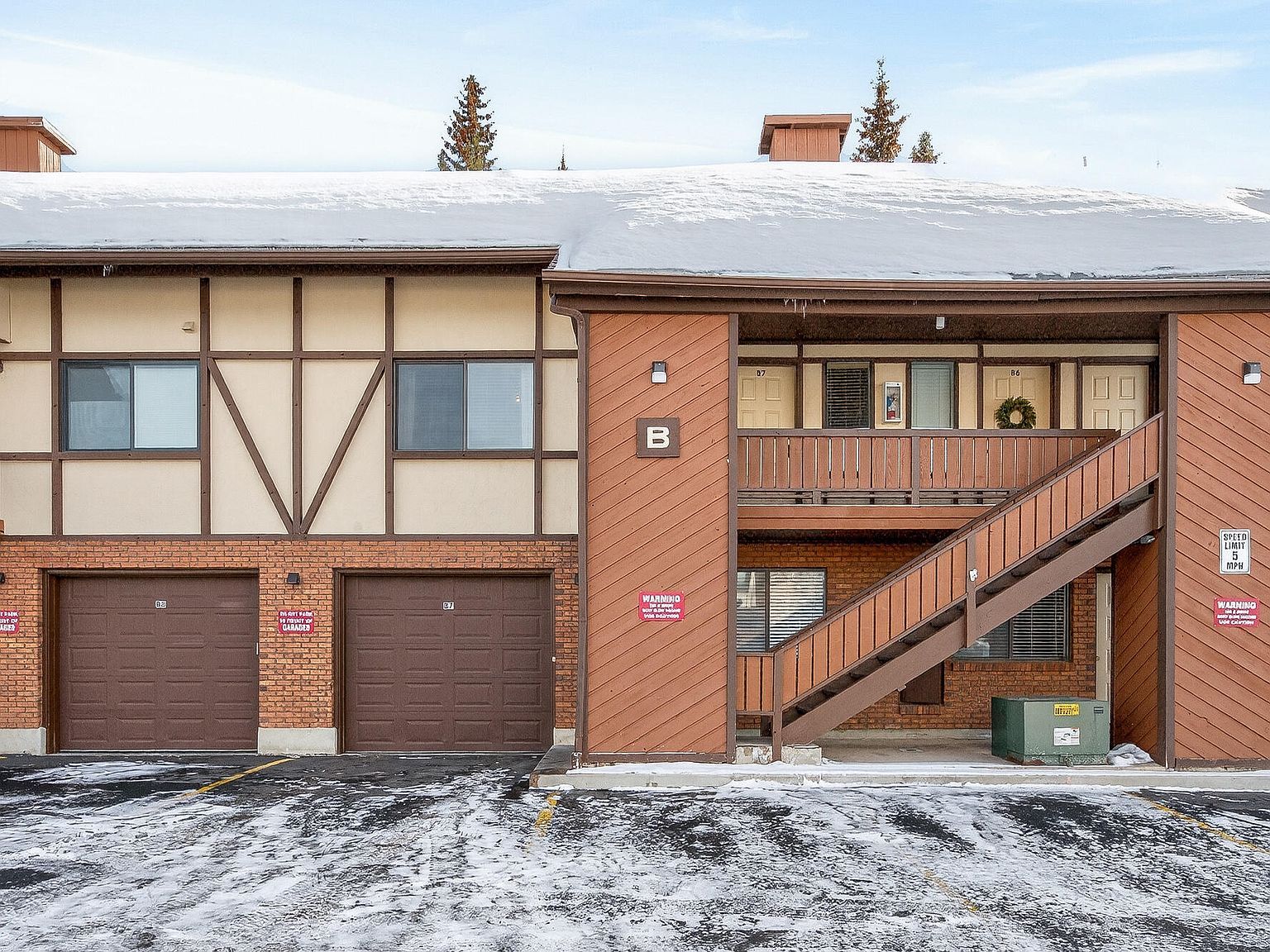 561 S Vasels Rd #R7-b Brian Head, UT 84719 - Thumbnail 3