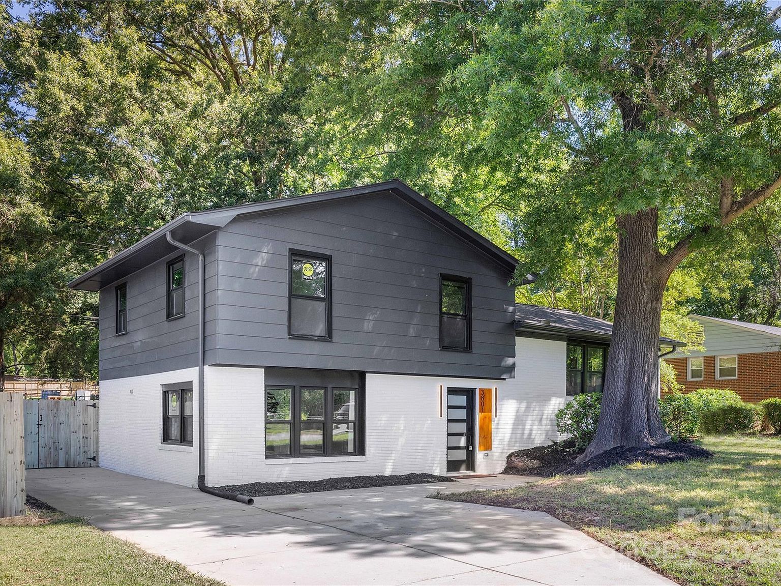 3801 Woodleaf Rd Charlotte, NC 28205 - Thumbnail 3