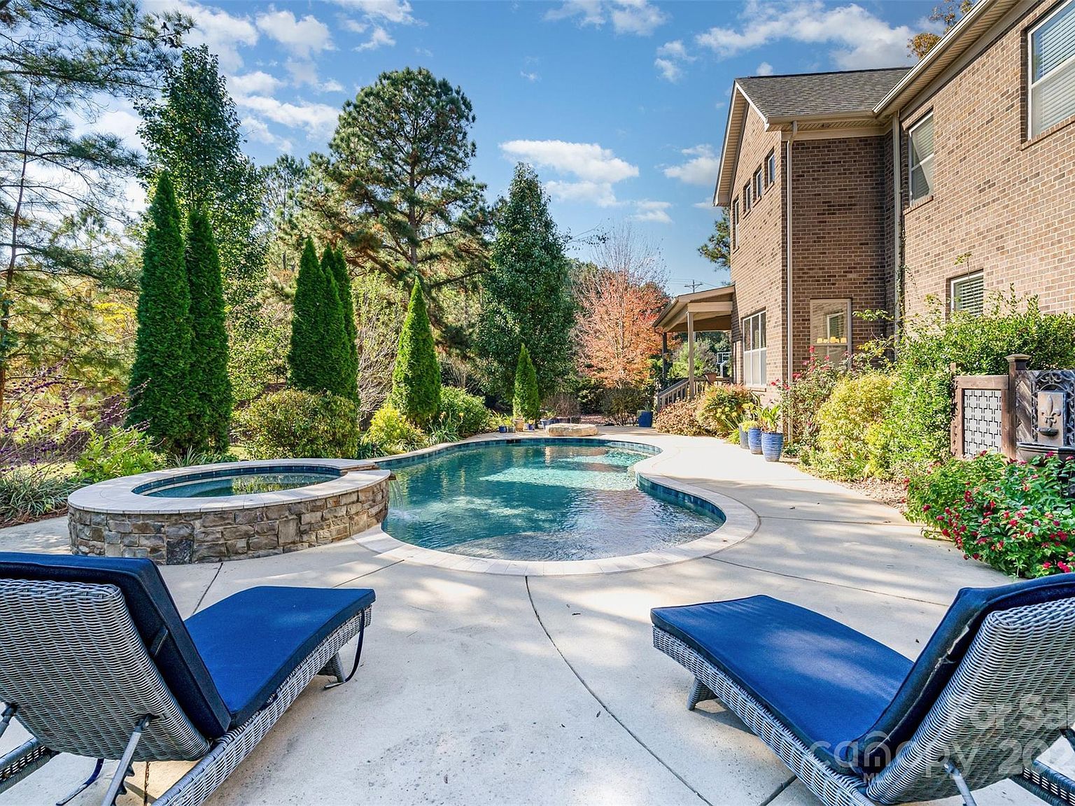 208 Pumpkin Seed Ct Matthews, NC 28104 - Thumbnail 3