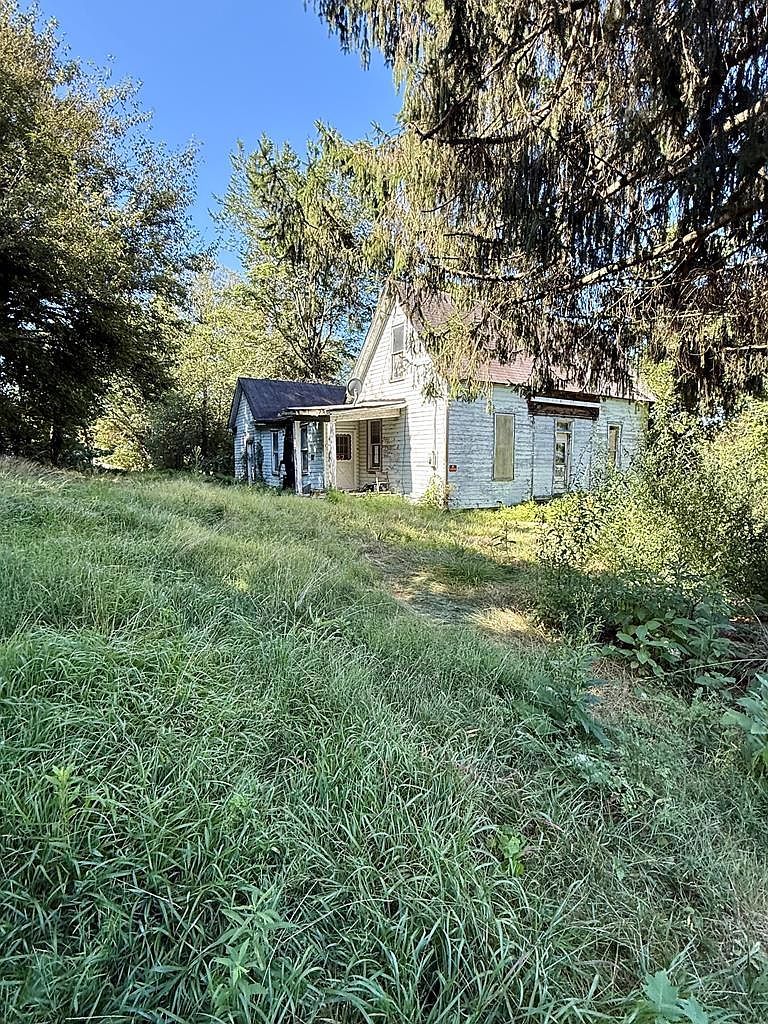 54 State St Beech Bottom, WV 26030 - Thumbnail 3