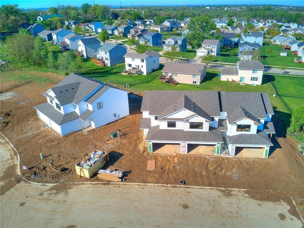 7000 Lake Hill Dr UNIT 74 Des Moines, IA 50320 - Thumbnail 3