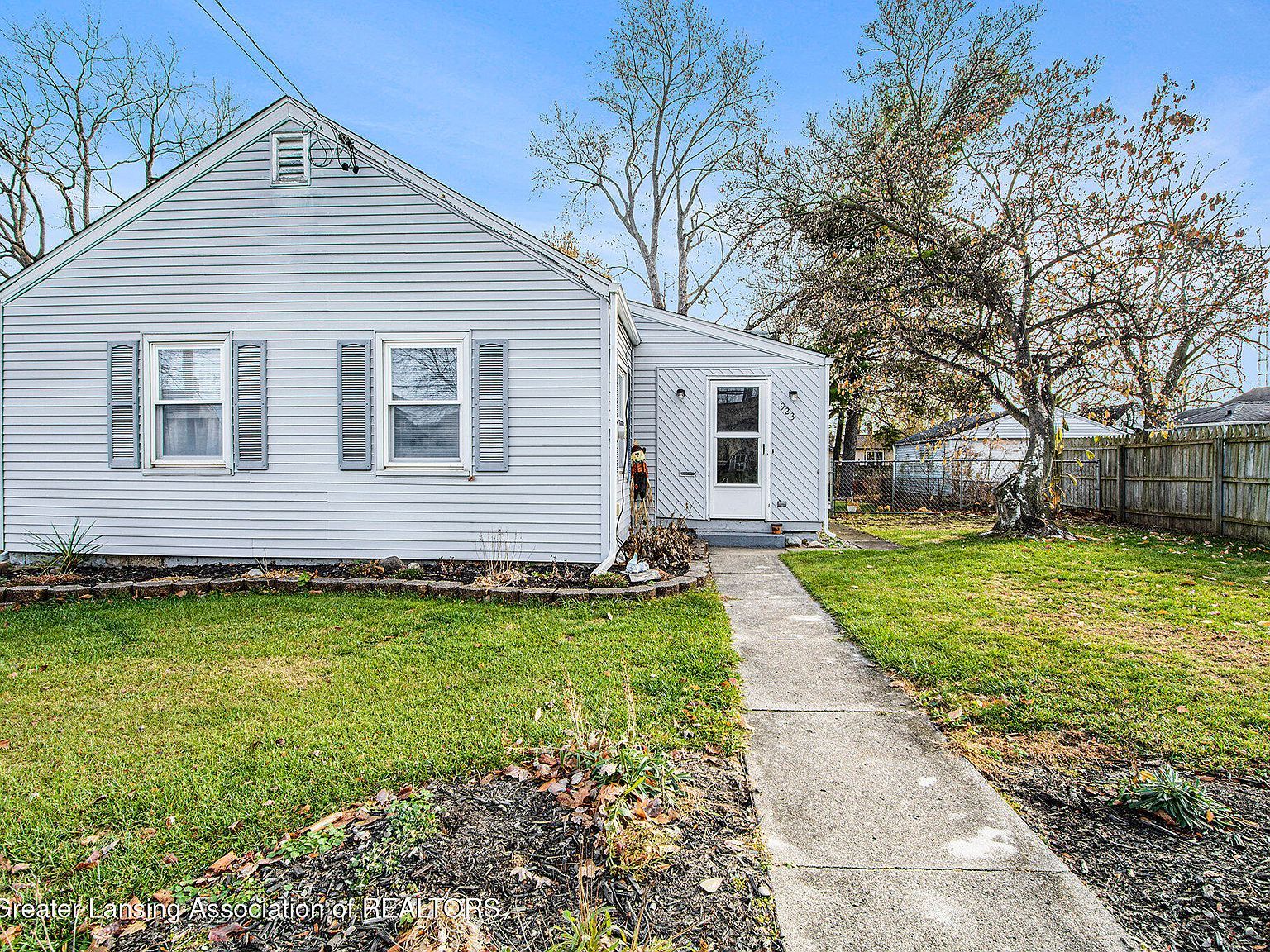 923 Lincoln St Jackson, MI 49202 - Thumbnail 3