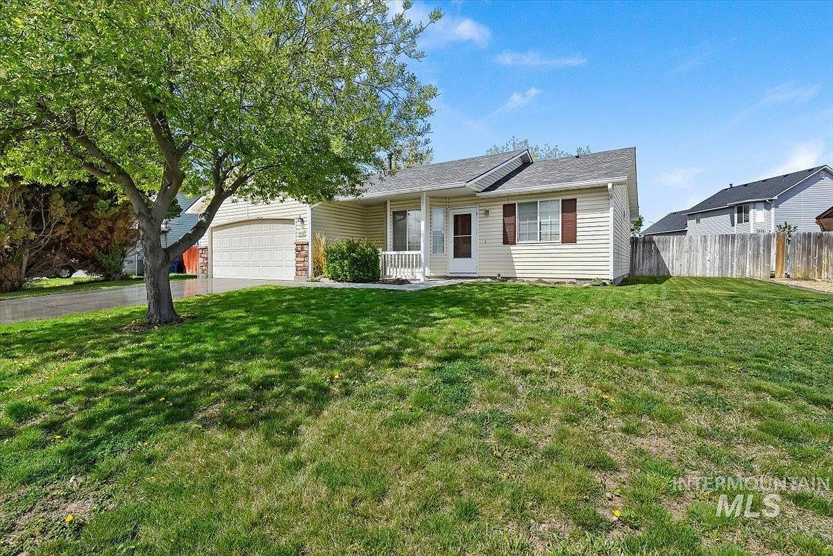 1406 W Tamarack Dr Nampa, ID 83651 - Thumbnail 3