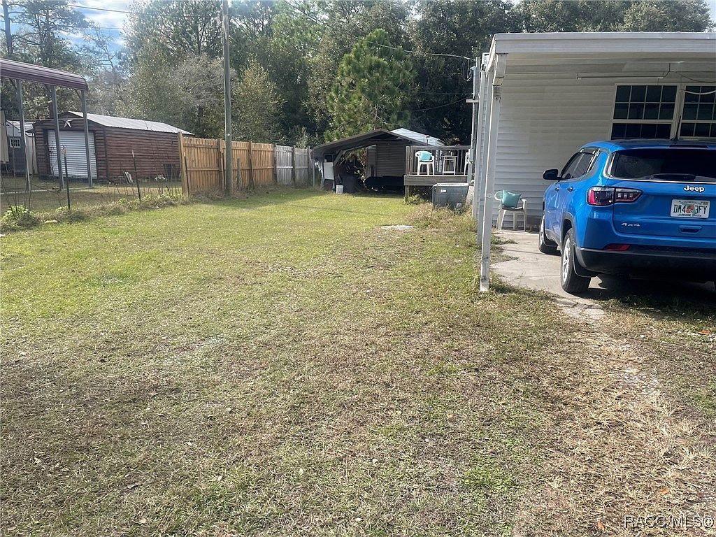 156 Neeld St Inglis, FL 34449 - Thumbnail 3