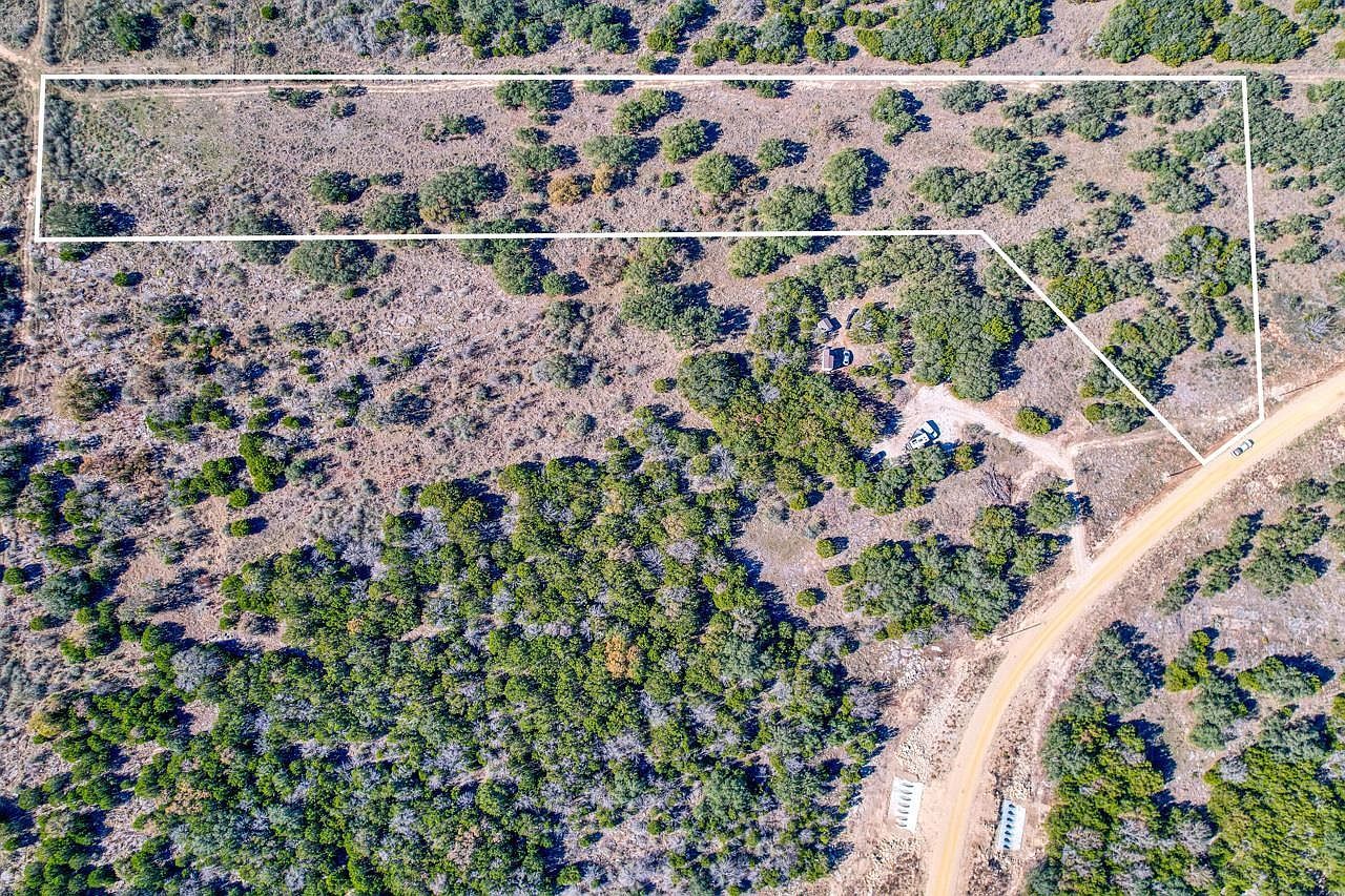 415 Longview Ln San Saba, TX 76877 - Thumbnail 3