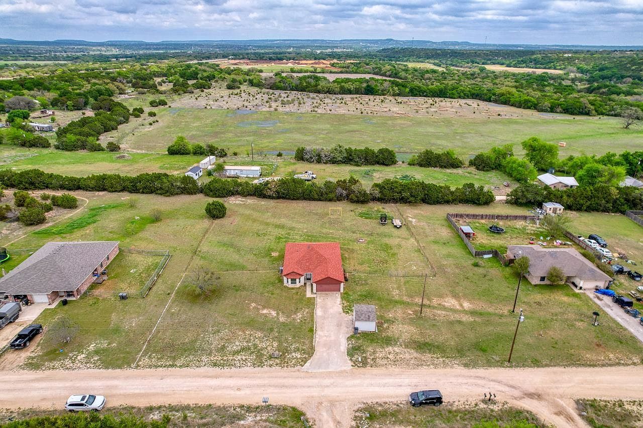 321 County Road 4450 Kempner, TX 76539 - Thumbnail 3