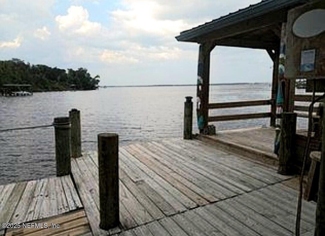 152 Pioneer Trl Palatka, FL 32177 - Thumbnail 3