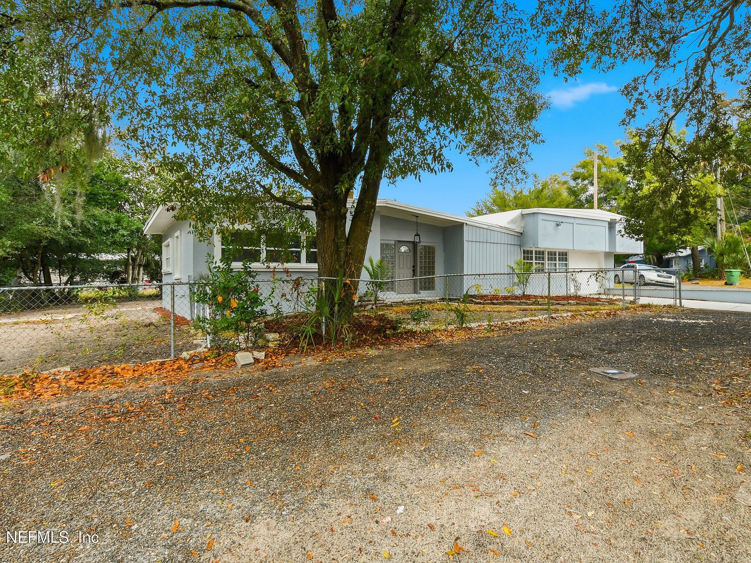 202 Azalea Cir Palatka, FL 32177 - Thumbnail 3