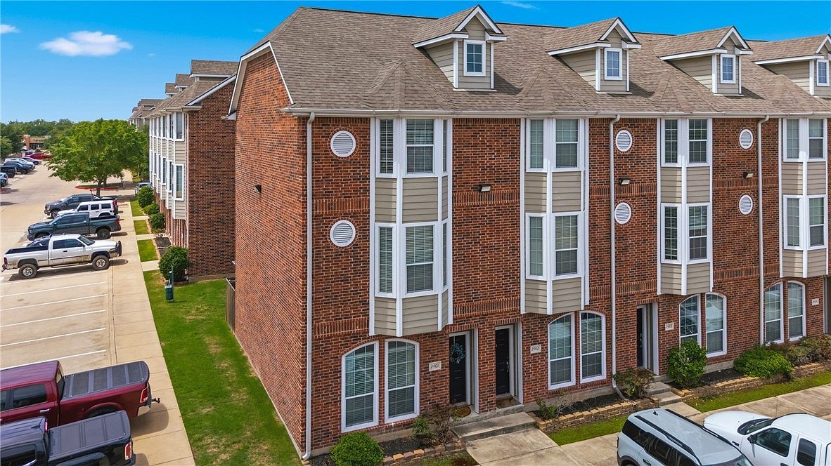 1198 Jones Butler Rd APT 2401 College Station, TX 77840 - Thumbnail 3