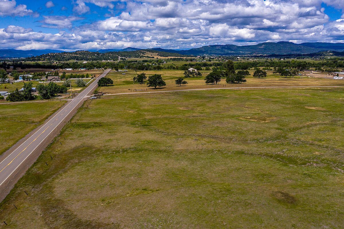 0 Riley Rd, Eagle Pt, OR, 97524 - Thumbnail 3