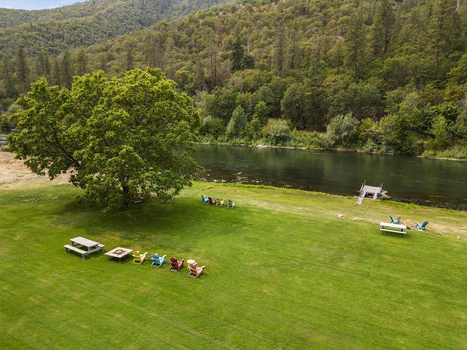 1407 Upper River Rd Gold Hill, OR 97525 - Thumbnail 3