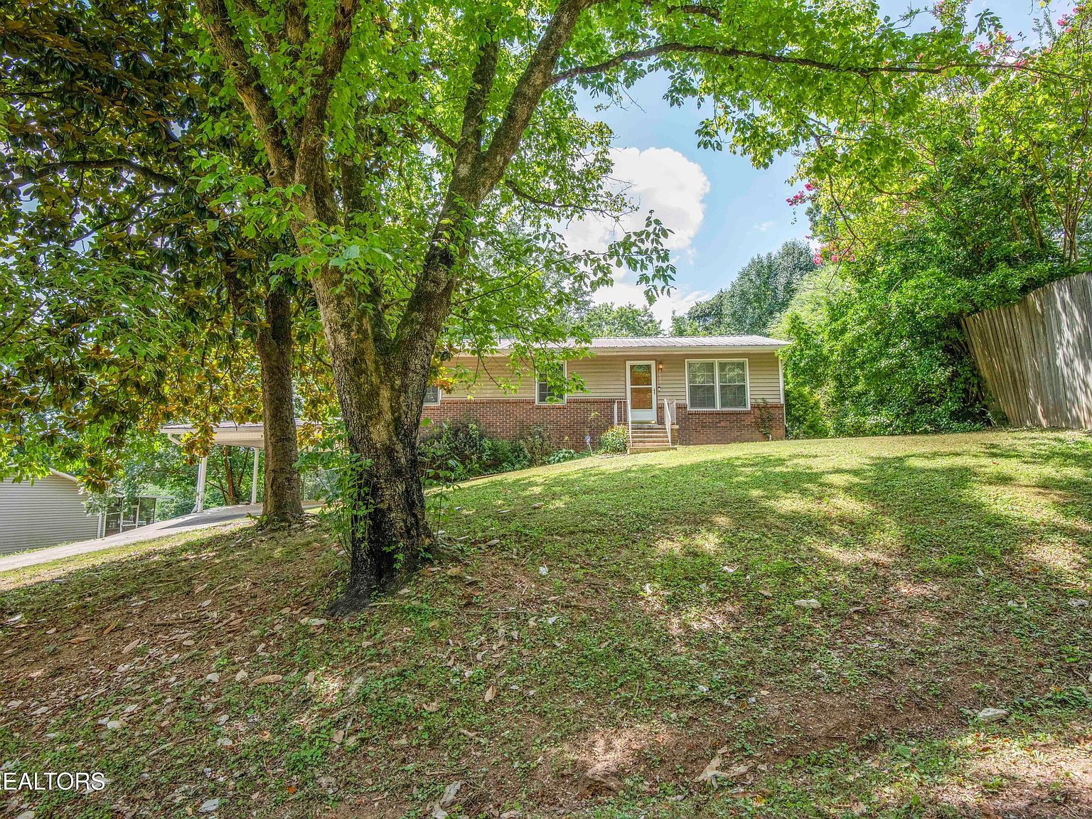 339 Cofer Cir Harriman, TN 37748 - Thumbnail 3