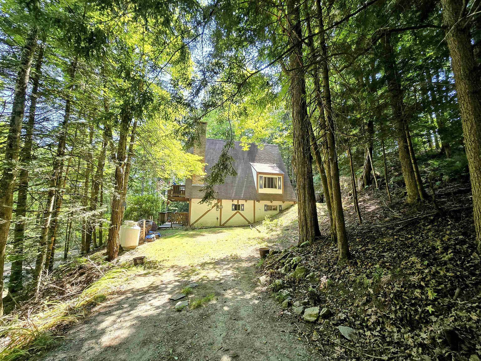 239 Kearsarge Dr Woodsville, NH 03785 - Thumbnail 3