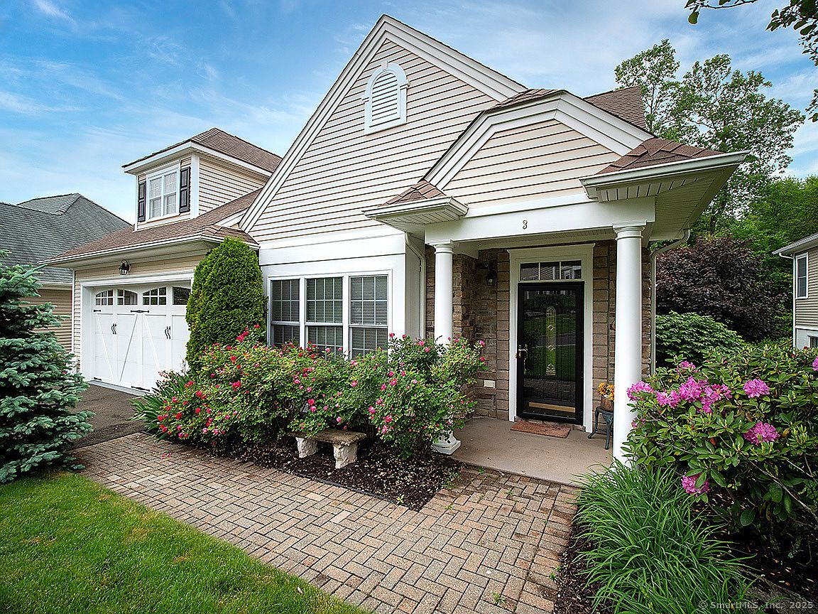 3 Timberland Way UNIT 3 Beacon Falls, CT 06403 - Thumbnail 3