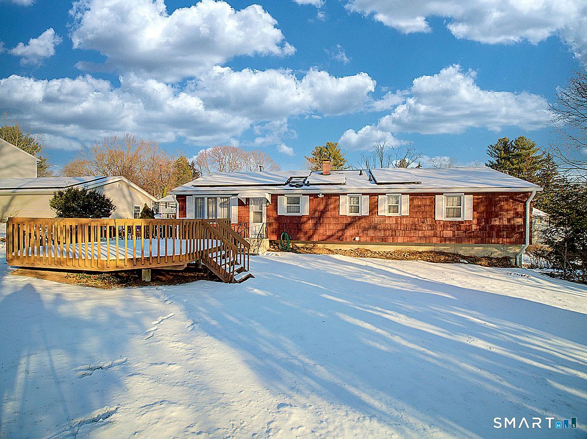 18 Anns Farm Rd Hamden, CT 06518 - Thumbnail 3