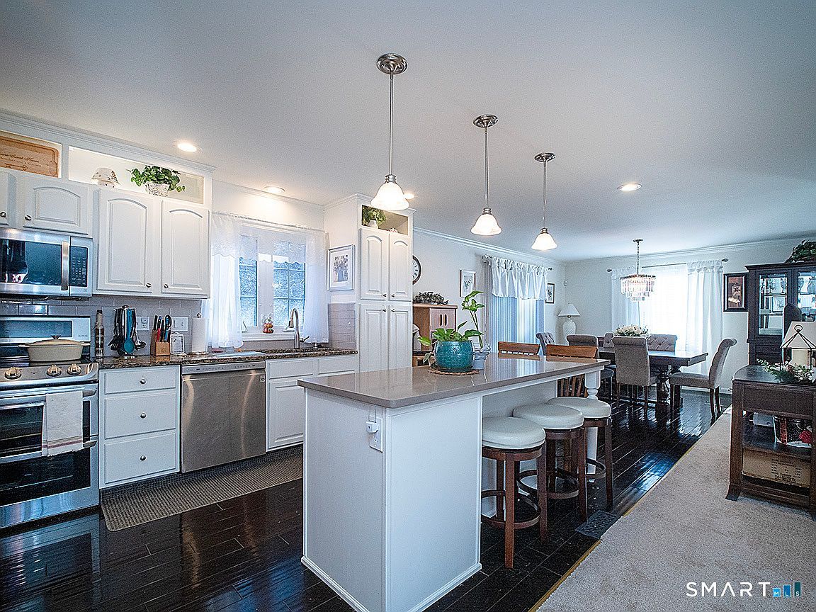 52 Kyle Ct Meriden, CT 06450 - Thumbnail 3