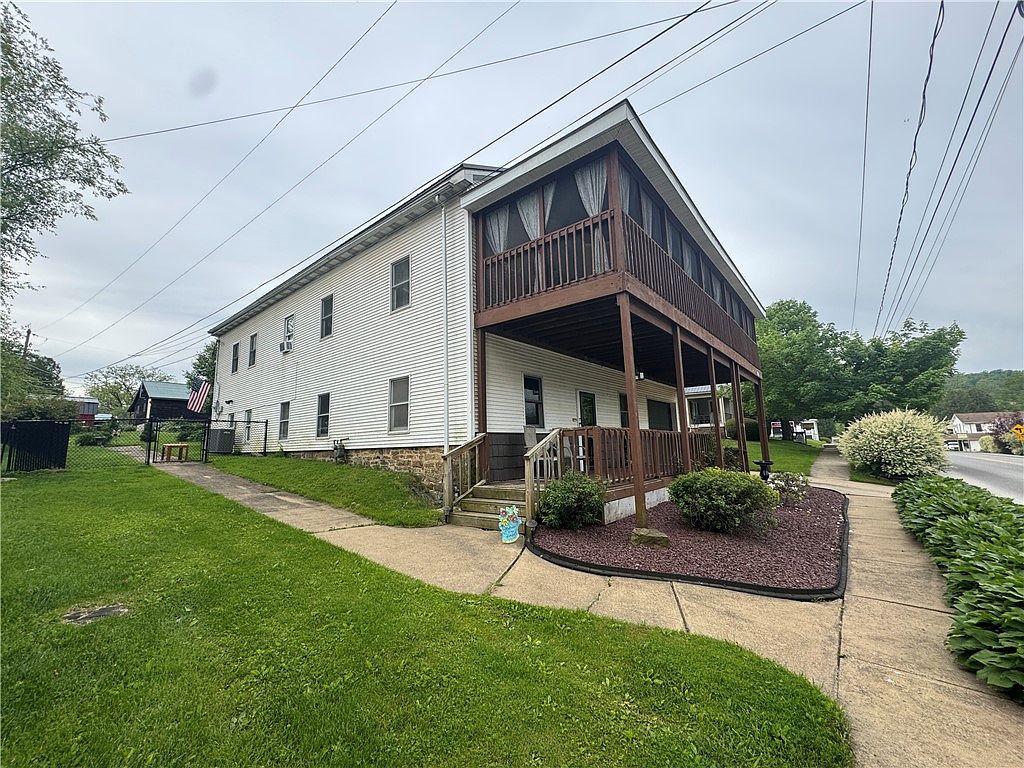 114 E Kittanning St Smicksburg, PA 16256 - Thumbnail 3