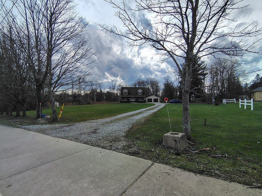 118 Pine St Marienville, PA 16239 - Thumbnail 3