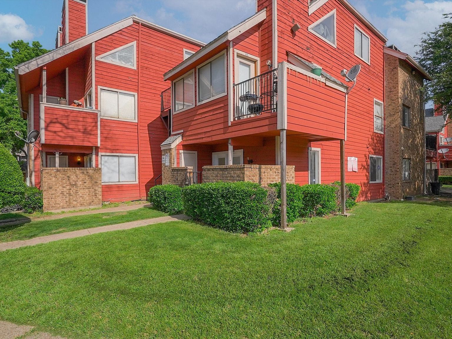 9825 N Walnut St #M103 Dallas, TX 75243 - Thumbnail 3