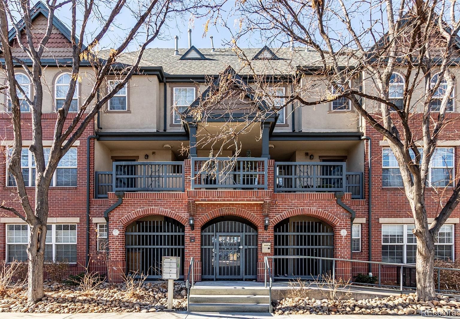 1661 N Washington St APT D Denver, CO 80203 - Thumbnail 3