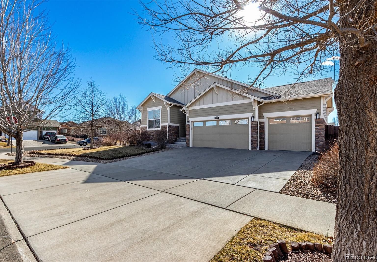 25876 E Maple Pl Aurora, CO 80018 - Thumbnail 3