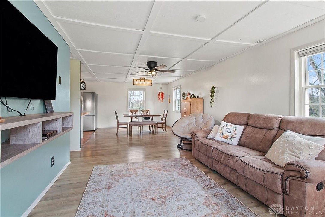 10 Darby Ave Mechanicsburg, OH 43044 - Thumbnail 3