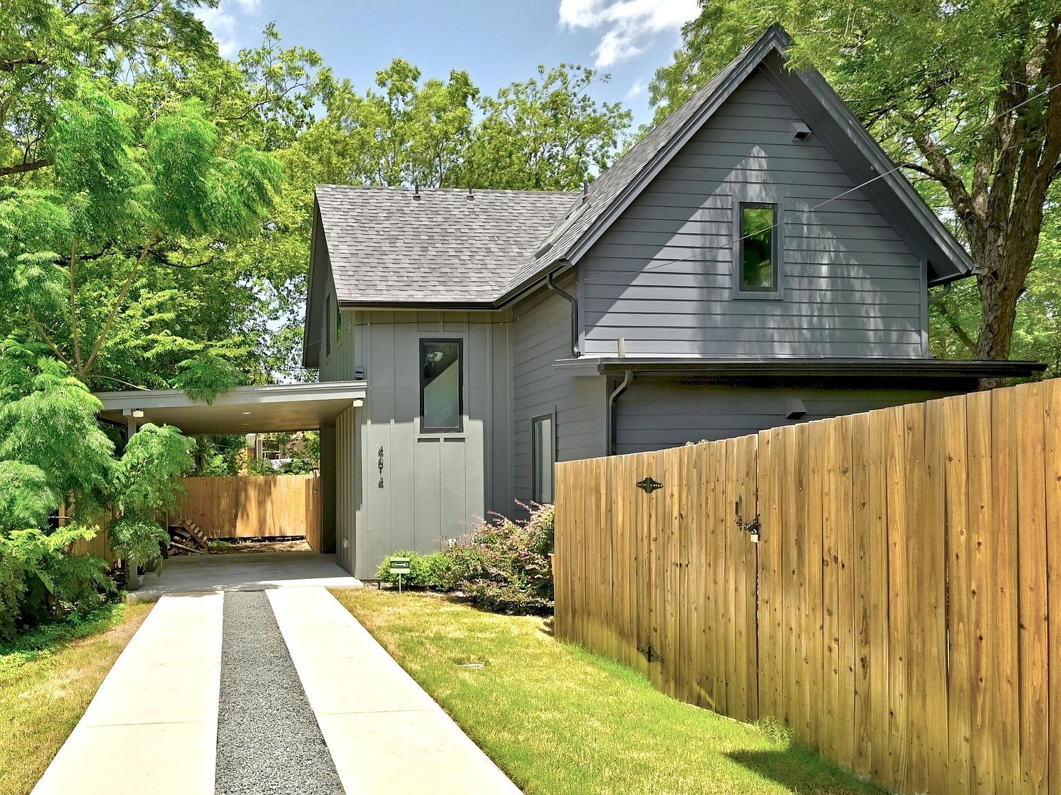 4614 Englewood Dr UNIT 2 Austin, TX 78745 - Thumbnail 3