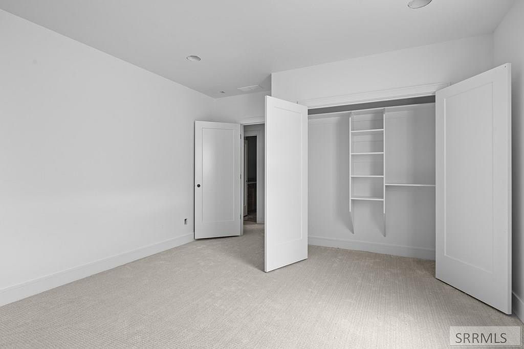 1586 N 845 E Shelley, ID 83274  | Single Family